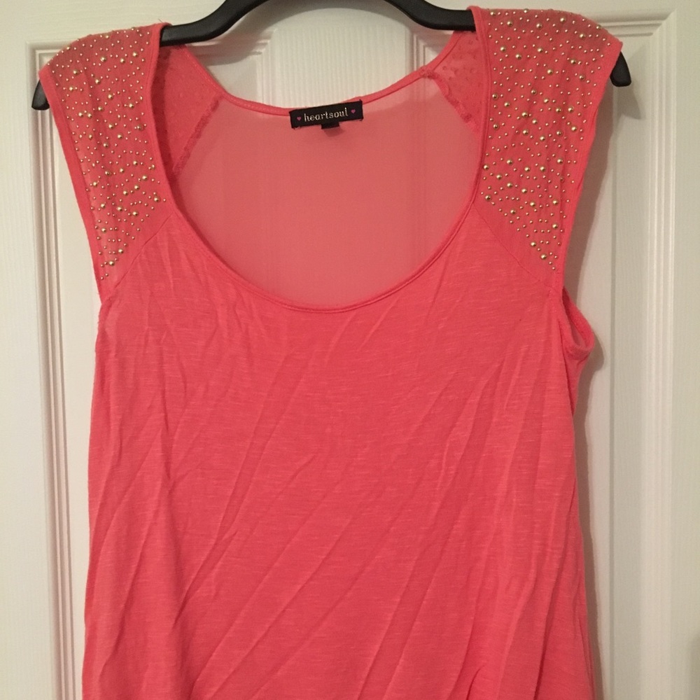 Tee shirt